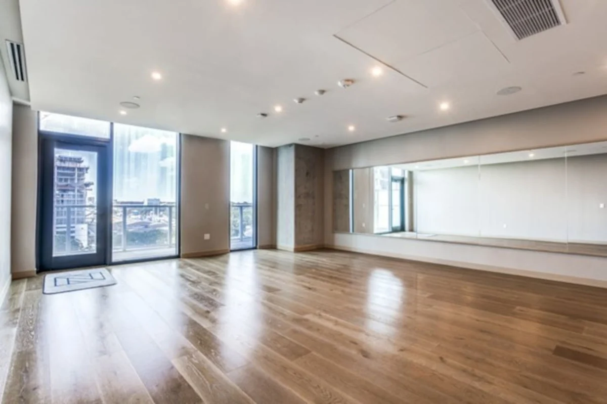 2 BR Lux Panoramic View | Rainey #29