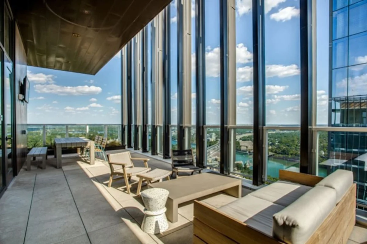2 BR Lux Panoramic View | Rainey #37