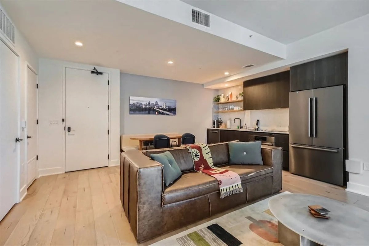 2BD Condo-Rainey St-Best views-RT Pool #18