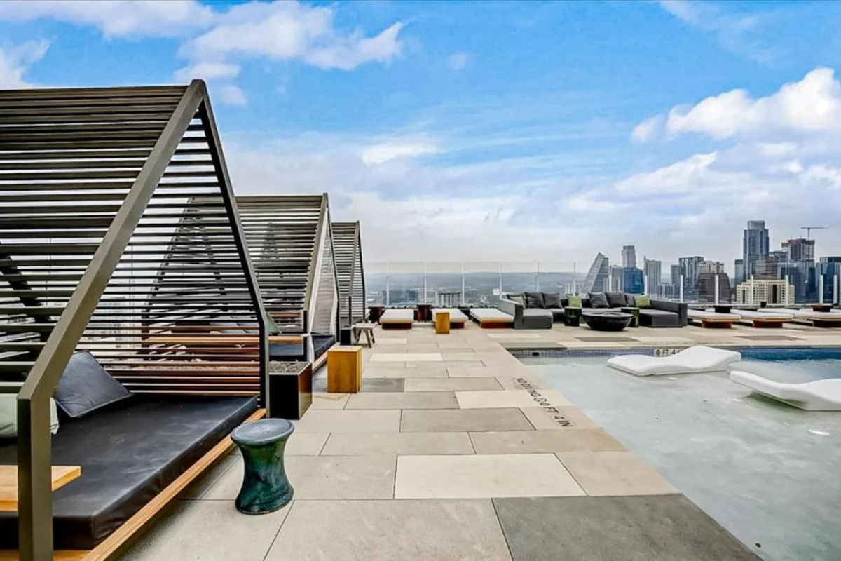 2BD Condo-Rainey St-Best views-RT Pool #15