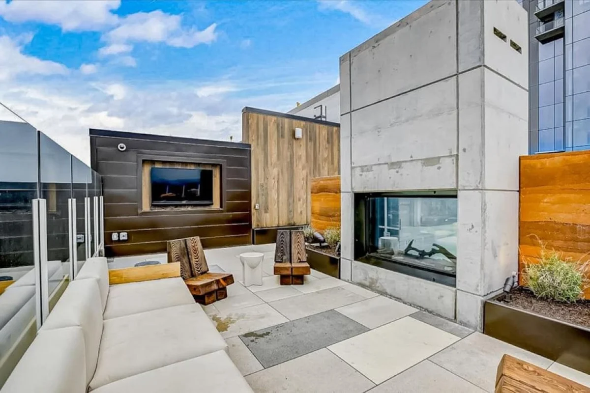 2BD Condo-Rainey St-Best views-RT Pool #25