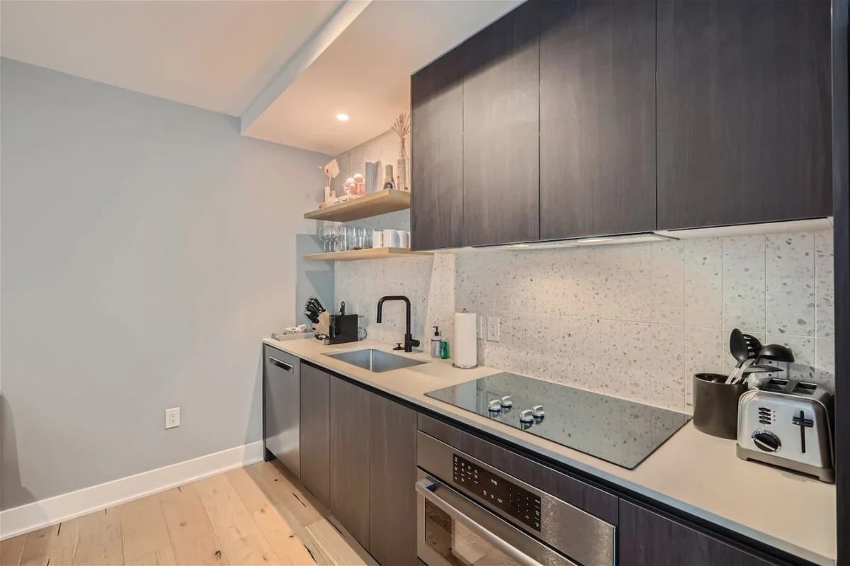 2BR + Luxury +Views +Rooftop pool in Austin #14