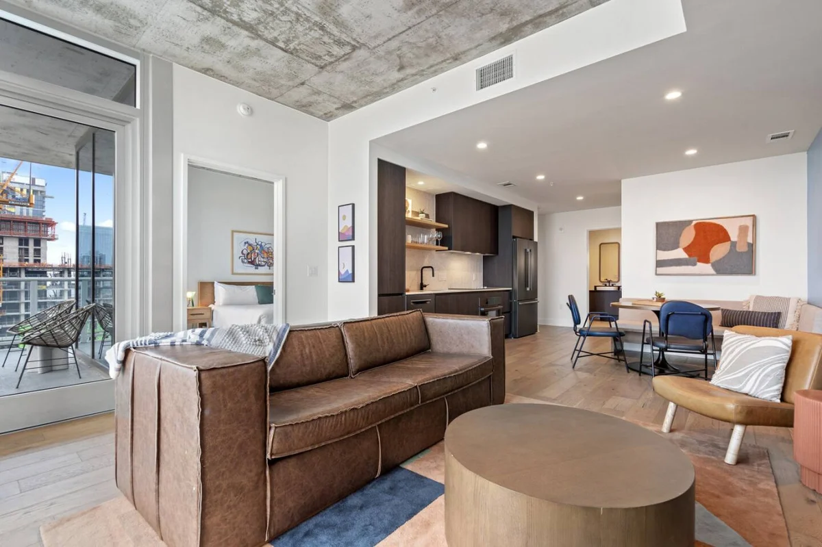 2BR Lux Highrise + Austin + Vibrant Rainey St #20