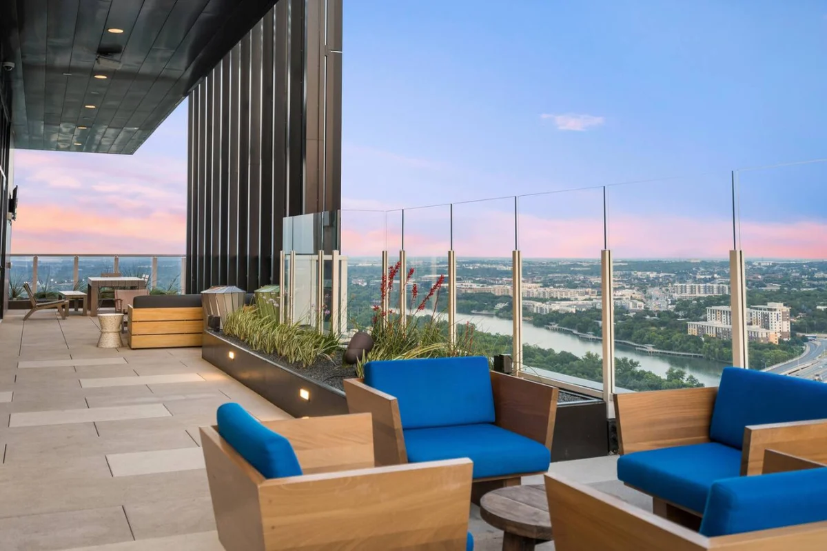 2BR Lux Highrise + Austin + Vibrant Rainey St #12