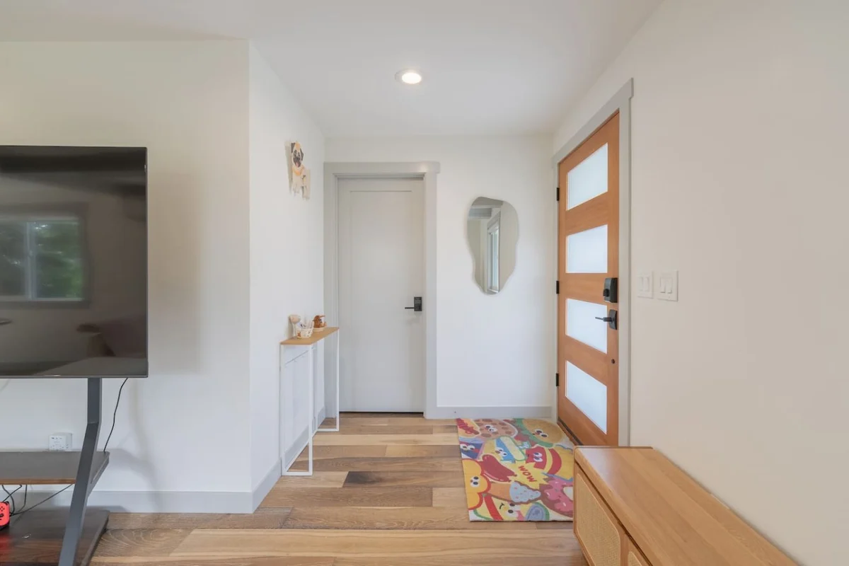 4BR Spacious home | EV charger | Near Green Lake #35