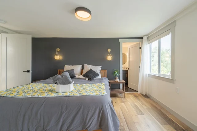 Bedroom 1 image 1