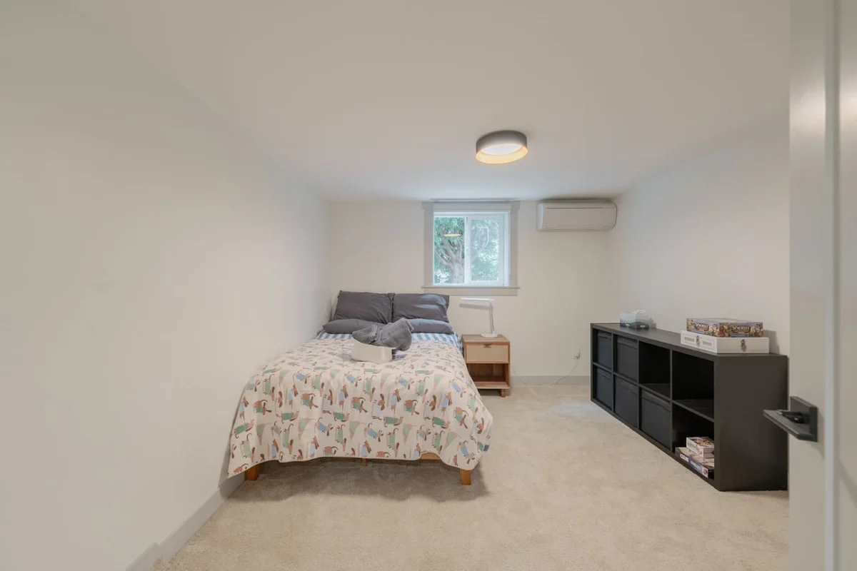 4BR Spacious home | EV charger | Near Green Lake #25
