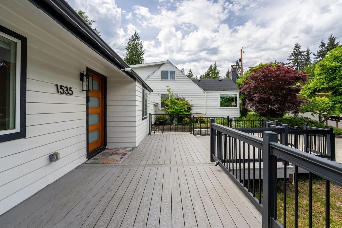4BR Spacious home | EV charger | Near Green Lake #17