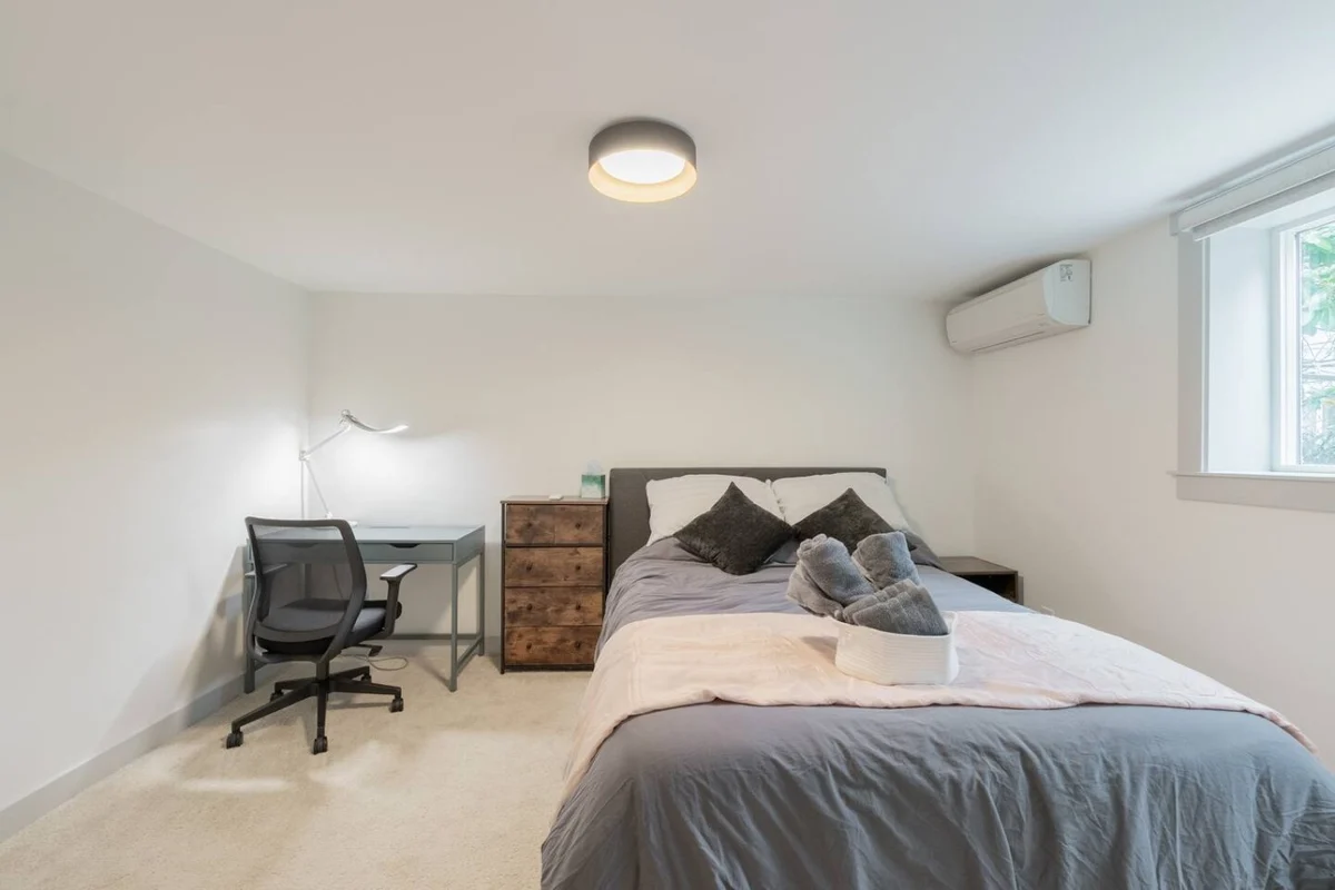 4BR Spacious home | EV charger | Near Green Lake #39