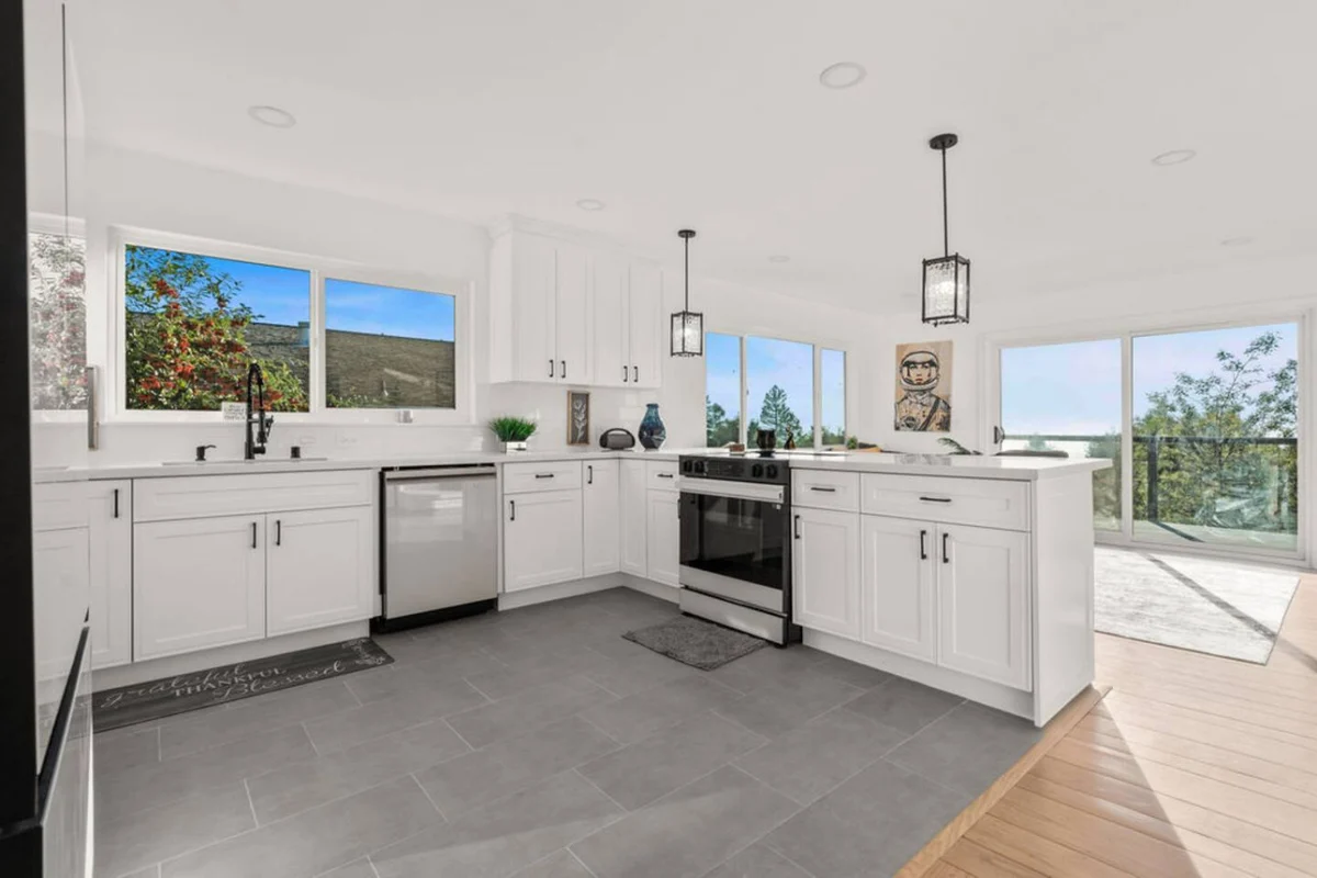 Bayview Bliss | Panoramic Views | In-Law Suite #31