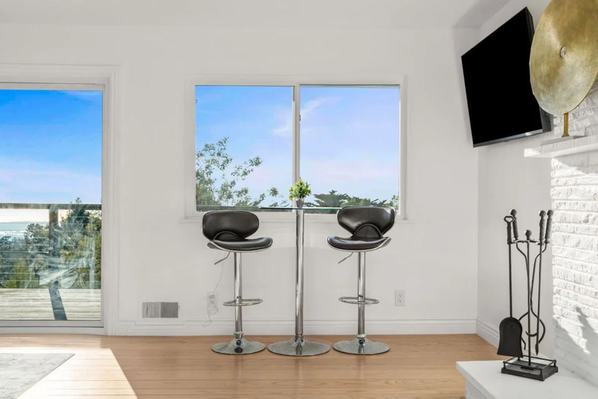 Bayview Bliss | Panoramic Views | In-Law Suite #28
