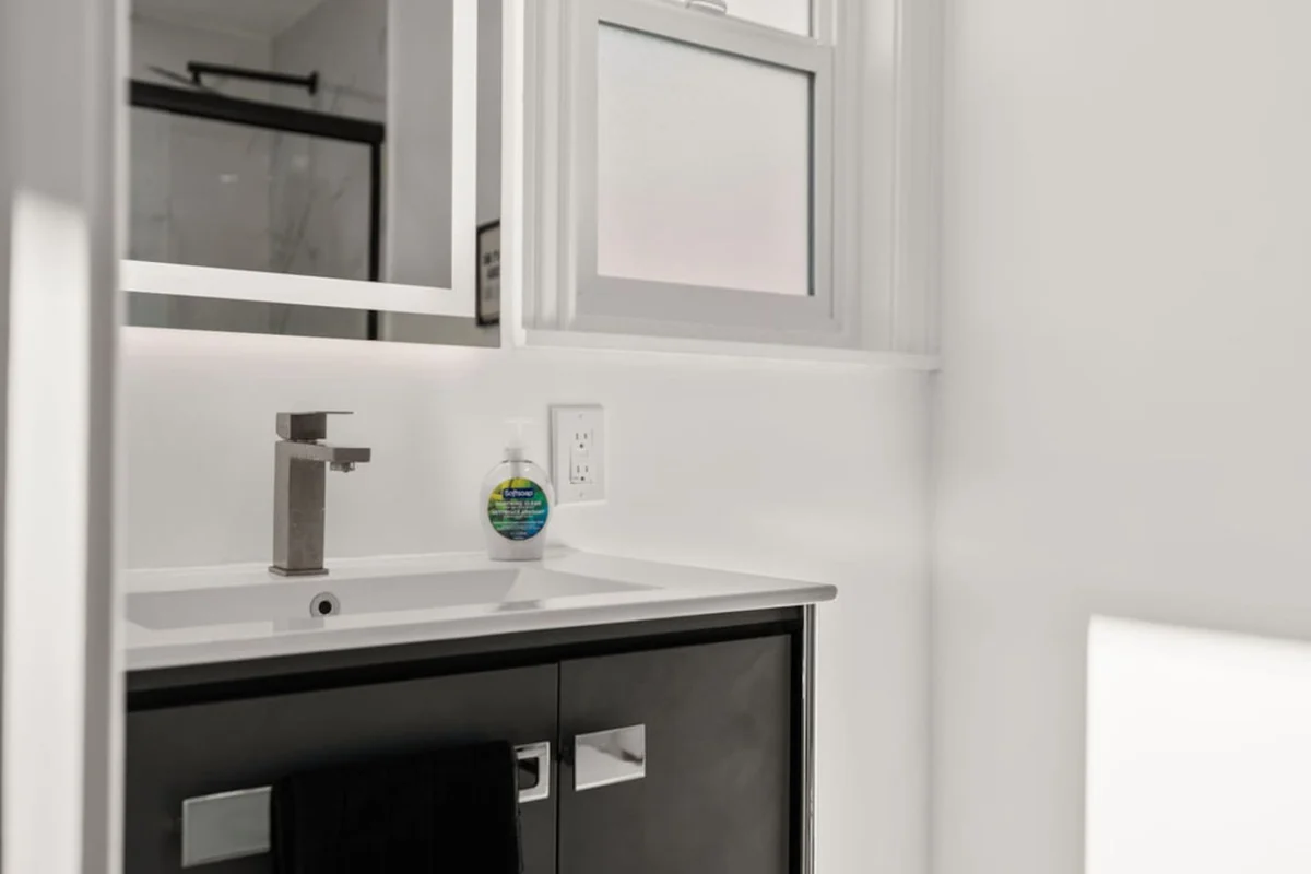 Bayview Bliss | Panoramic Views | In-Law Suite #26