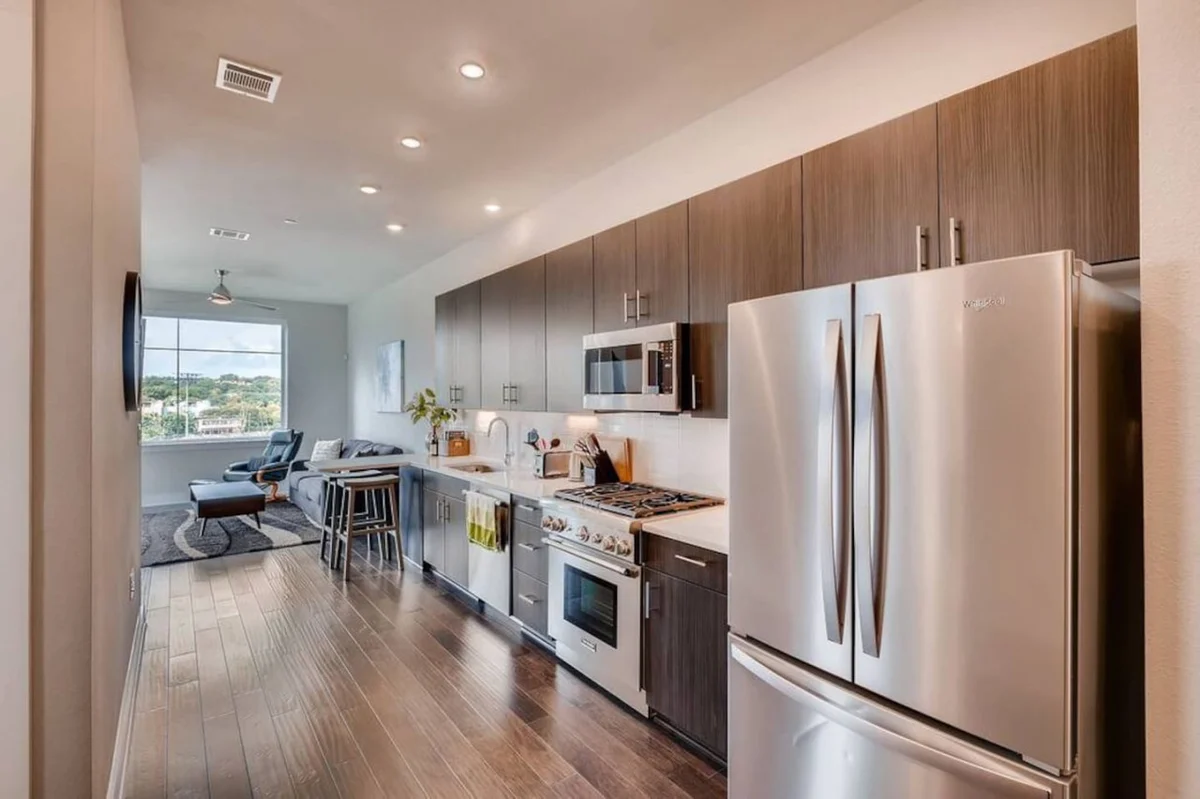 Capitol View Condos | Downtown Austin - Lone Star #10