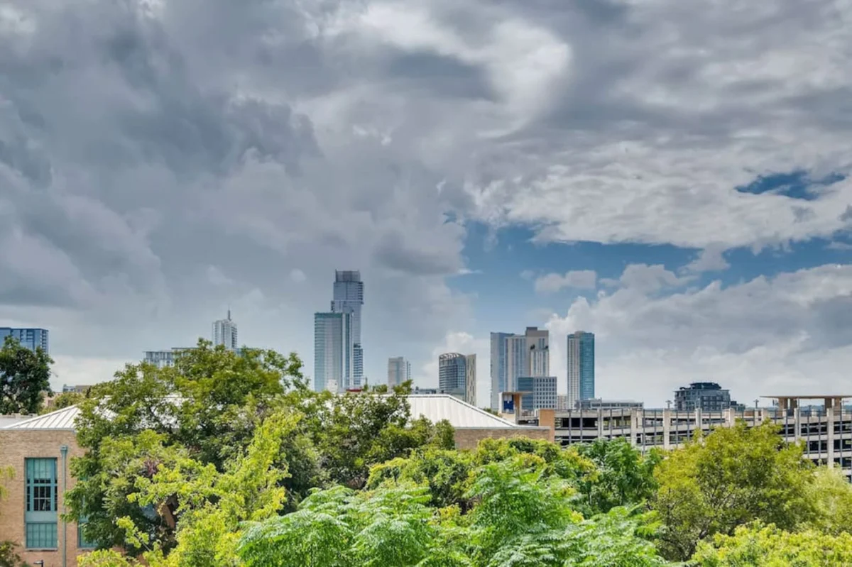 Capitol View Condos | Downtown Austin - Lone Star #11