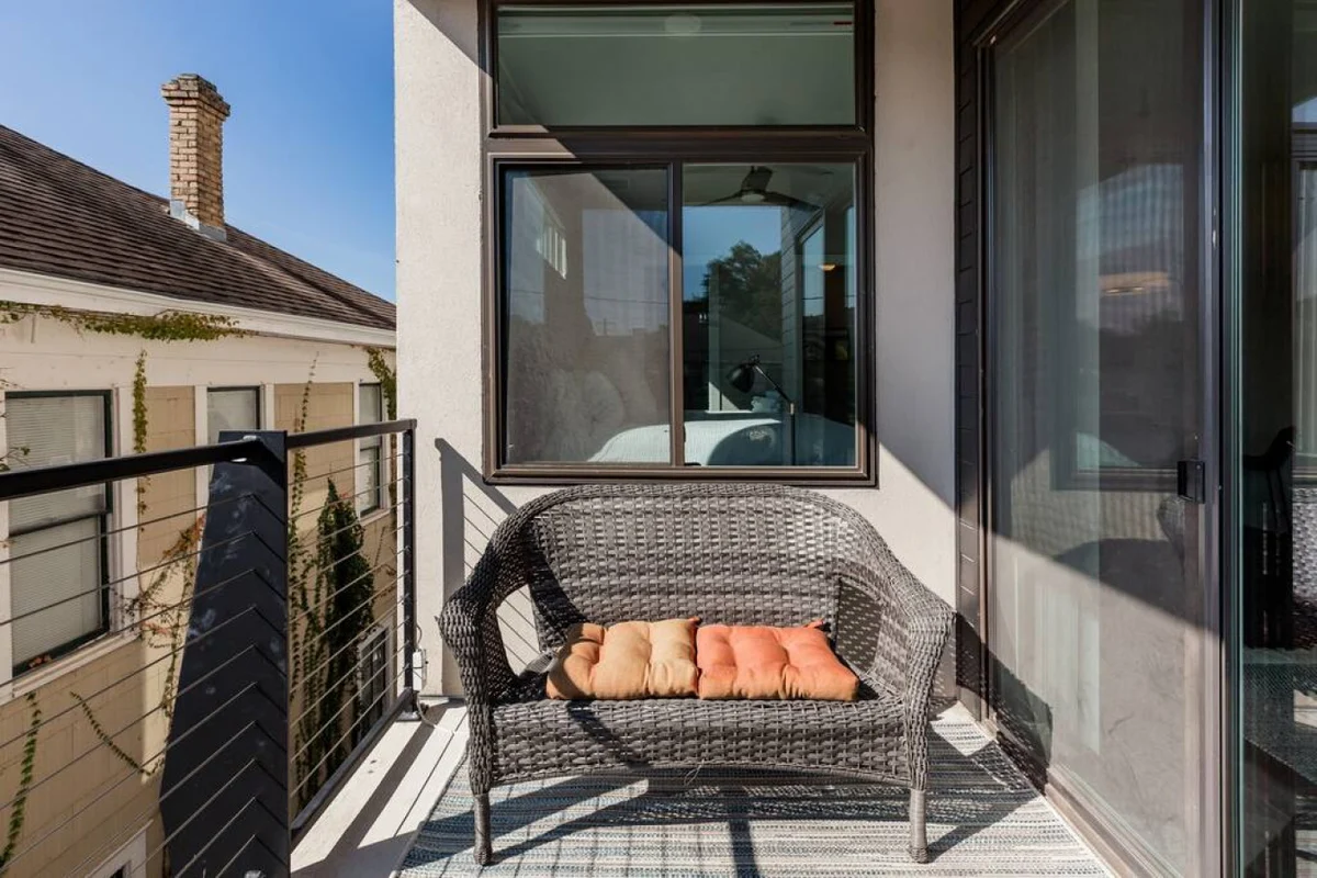 Capitol View Condos by One Fine Bnb - Paramount #13