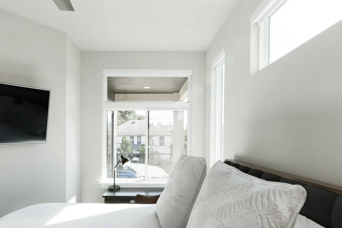 Capitol View Condos by One Fine Bnb - Paramount #14
