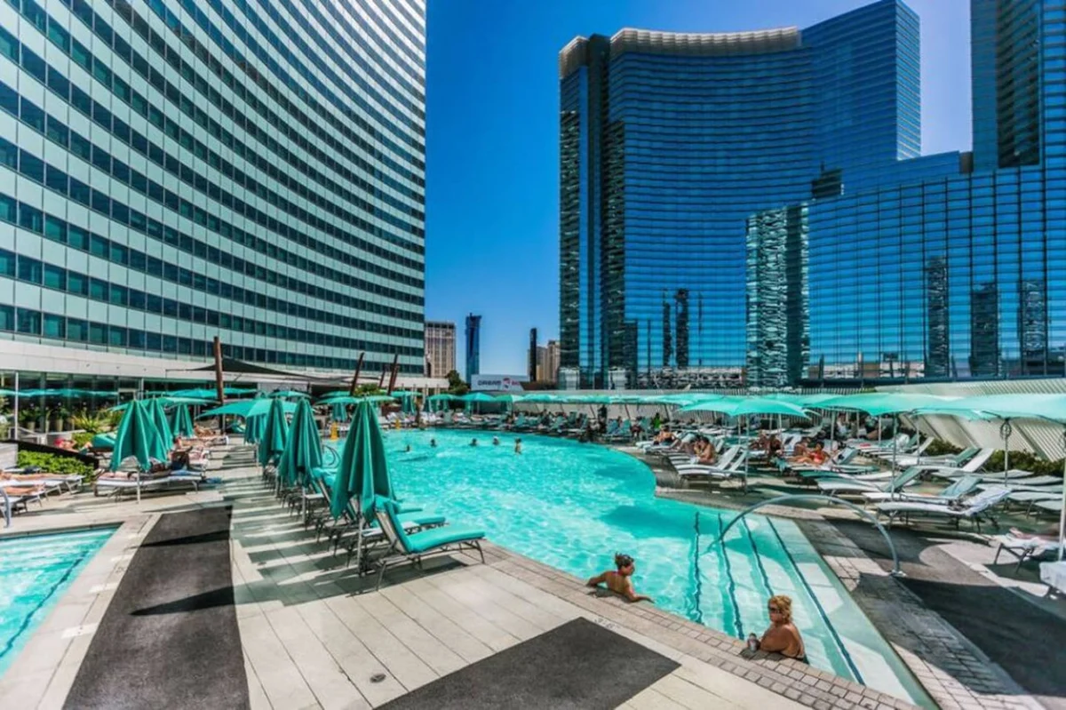 City Center! | Panoramic Corner Suite at Vdara #25