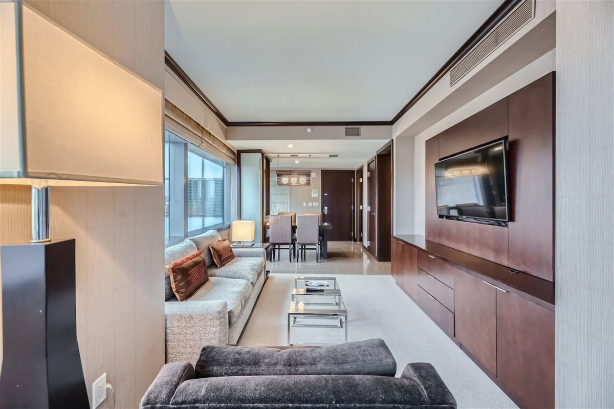 Corner Suite at Vdara Hotel & Spa #8