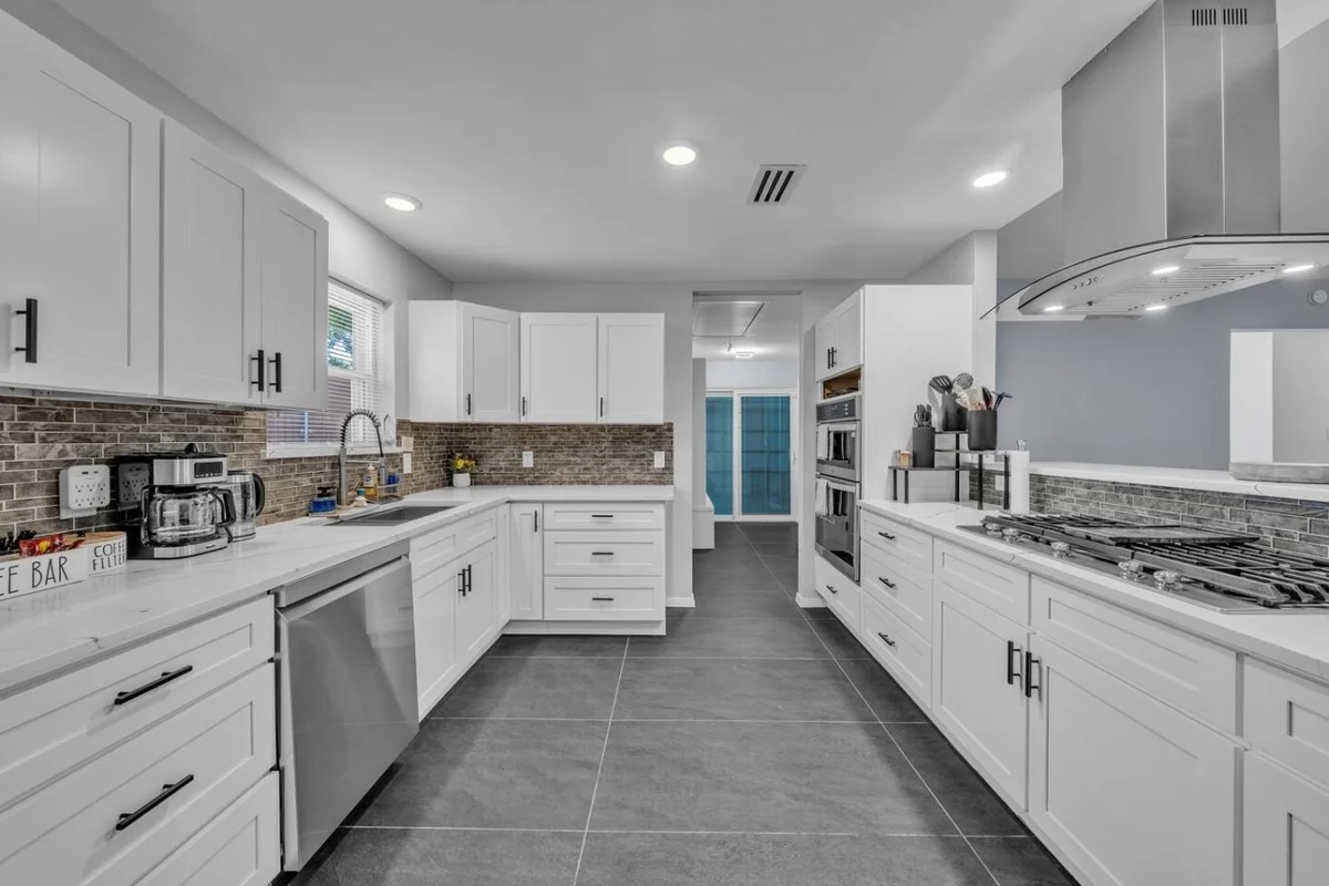 Home in Grand Prairie property photo 3
