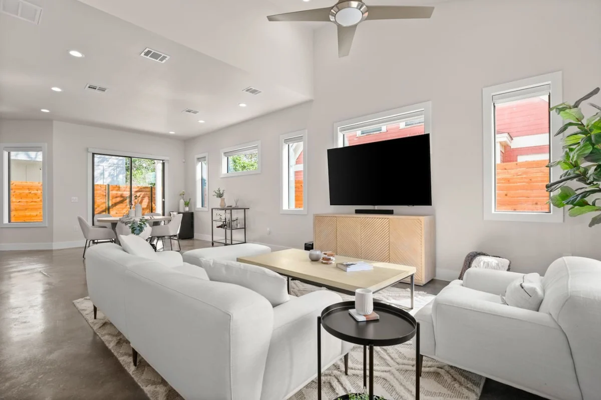Grand Summer Oasis in East Austin + Pool #19