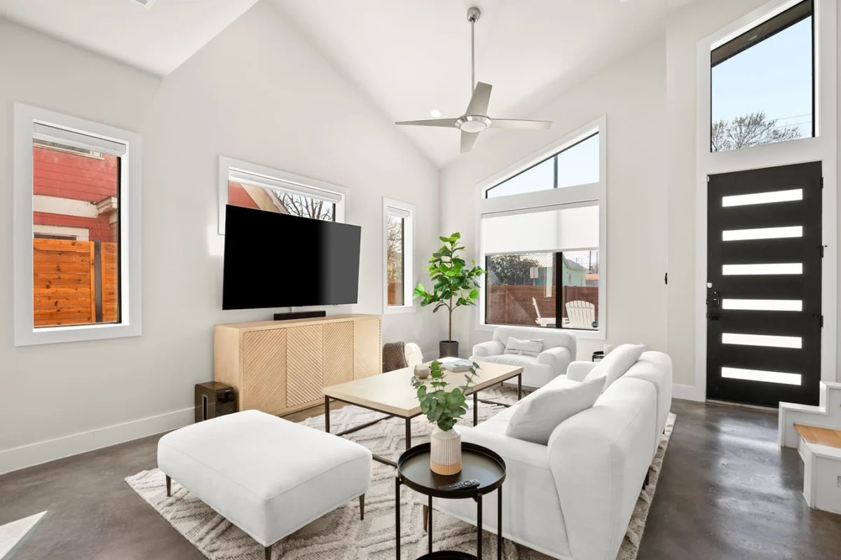 Grand Summer Oasis in East Austin + Pool #26
