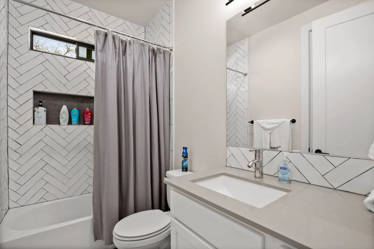 Grand Summer Oasis in East Austin + Pool #45