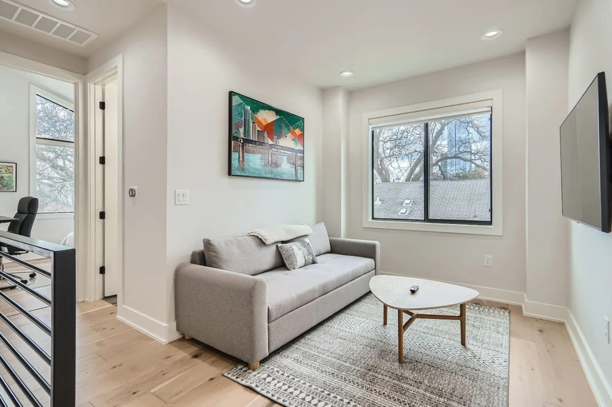 Grand Summer Oasis in East Austin + Pool #40