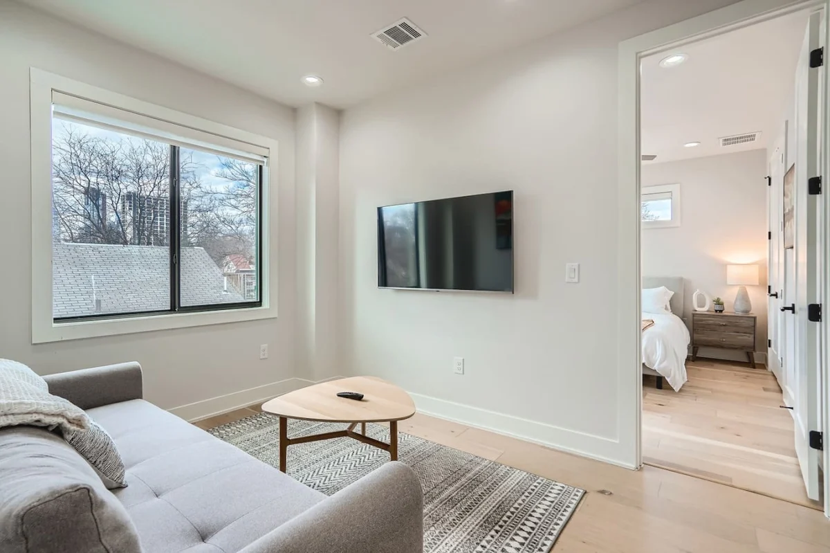 Grand Summer Oasis in East Austin + Pool #42