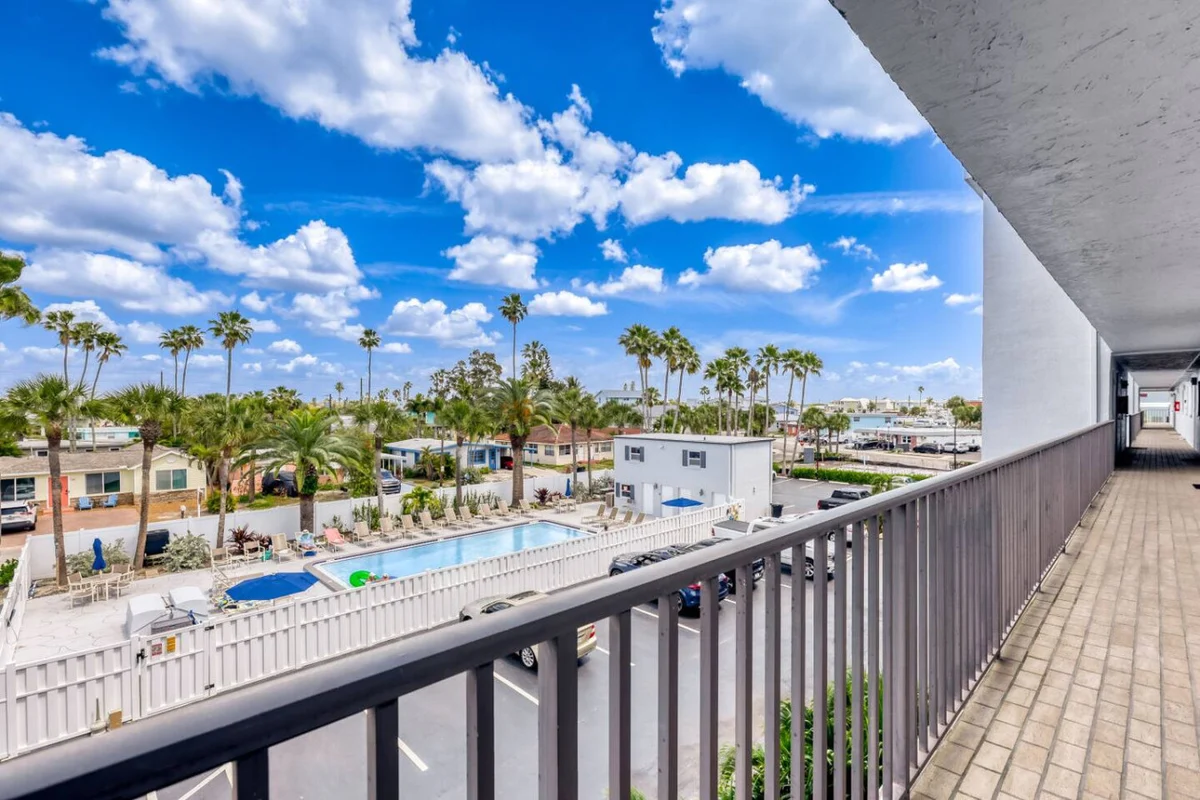 Oceanview Oasis w/ Balcony | Steps to the Sand #20