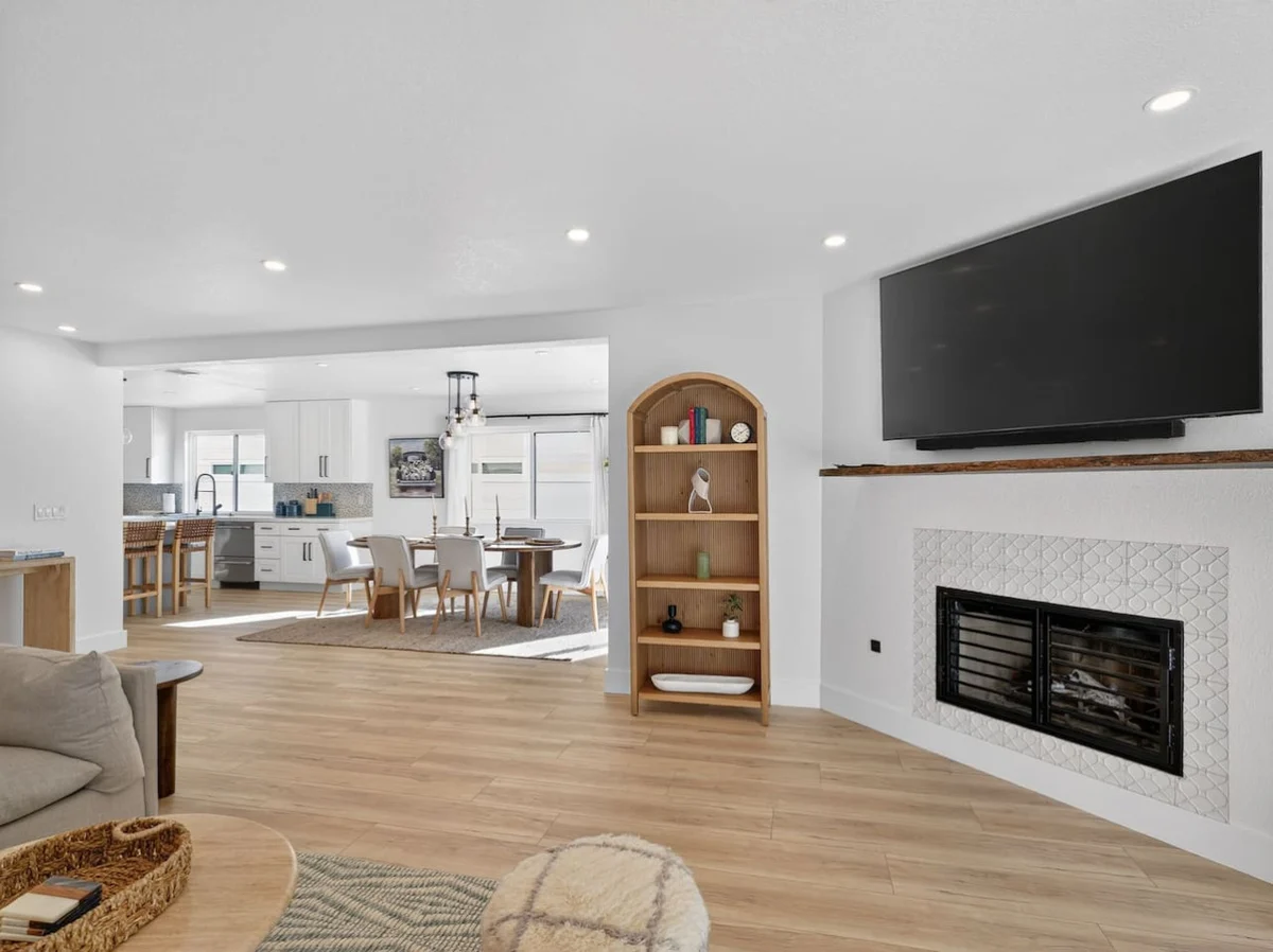 Outrigger Beach Retreat w/ Private Path & Firepit #26