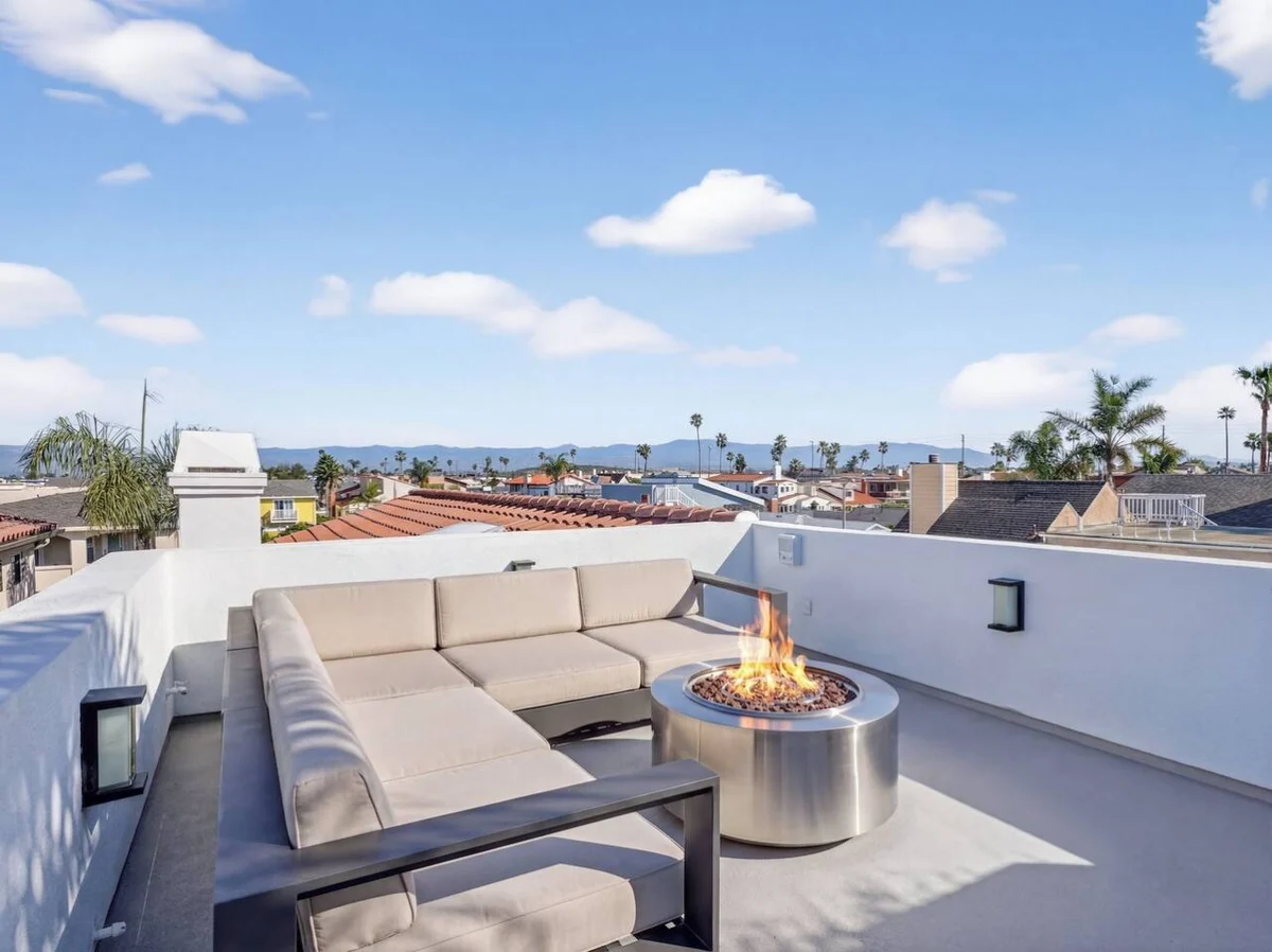 Outrigger Beach Retreat w/ Private Path & Firepit #12