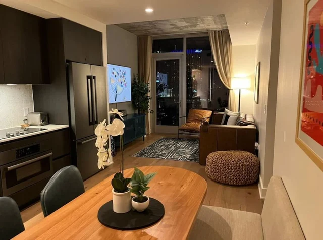 Rainey St -Luxury 1BR - Top Amenities -RT Pool -17
