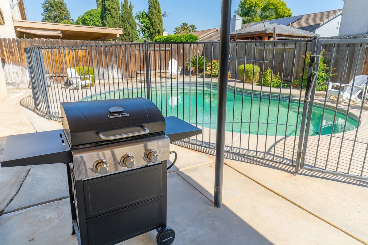 Rancho |Family Retreat w/ Private Pool & Fireplace #26