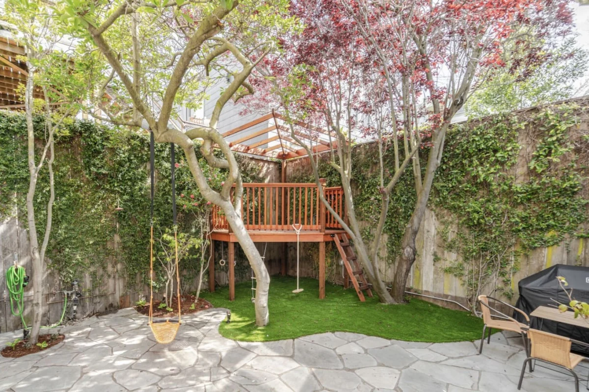 Home in San Francisco property photo 5