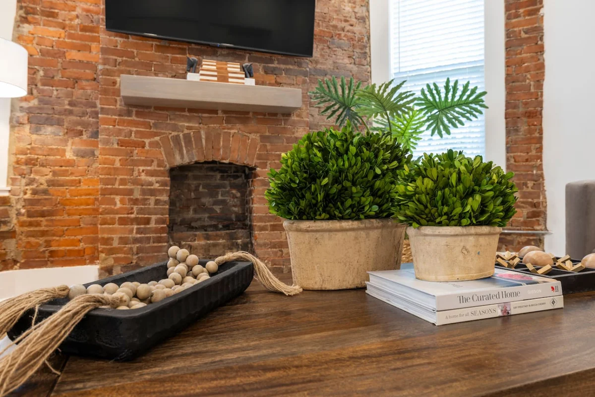 The Kentucky Keepsake Manor + Shuffleboard #37