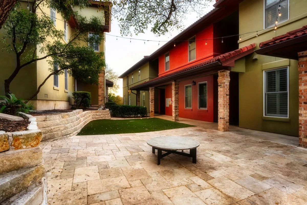 The Lamar Lookout + 3BR + Skyline Views in Austin #16