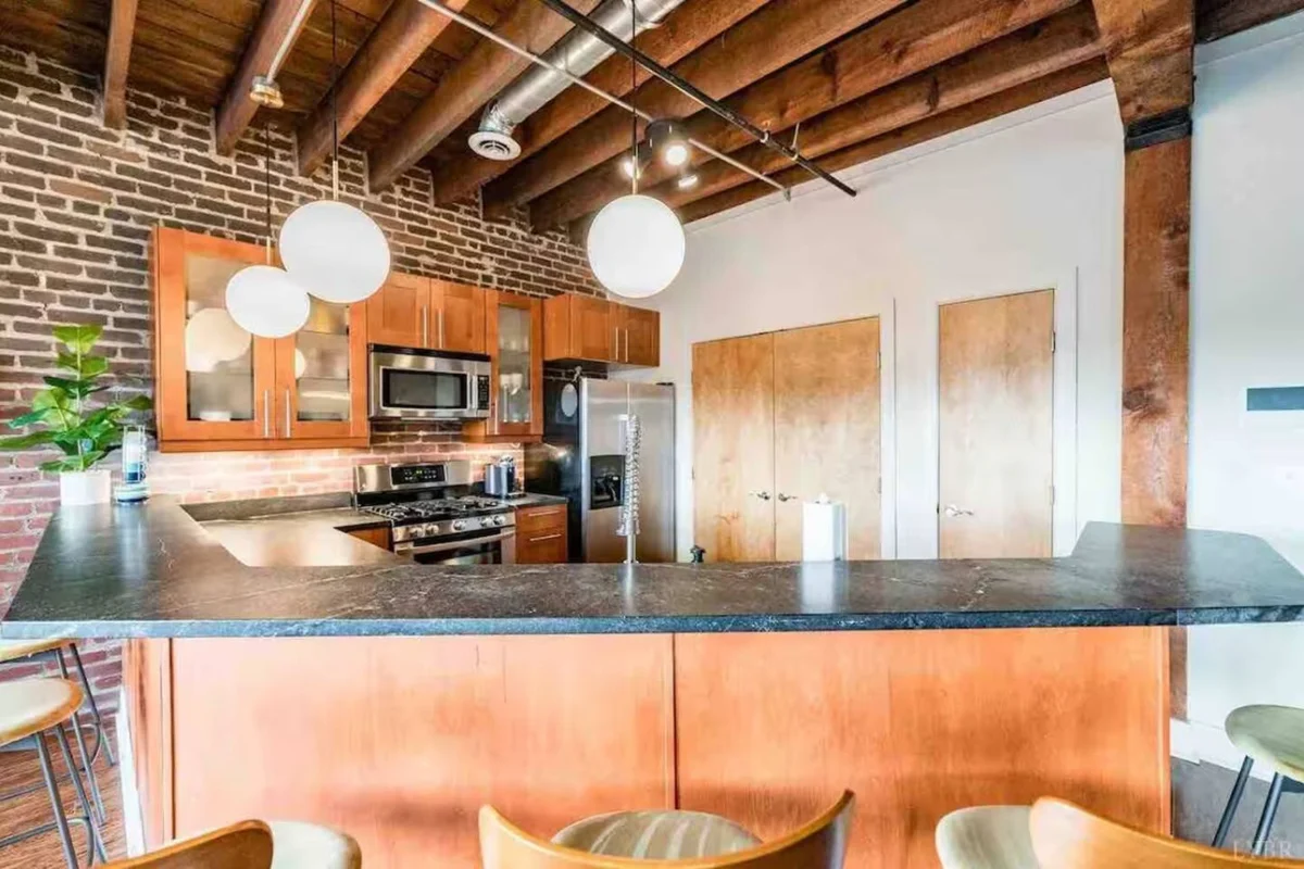 The Loft on Main, Penthouse Loft near Main Street #22