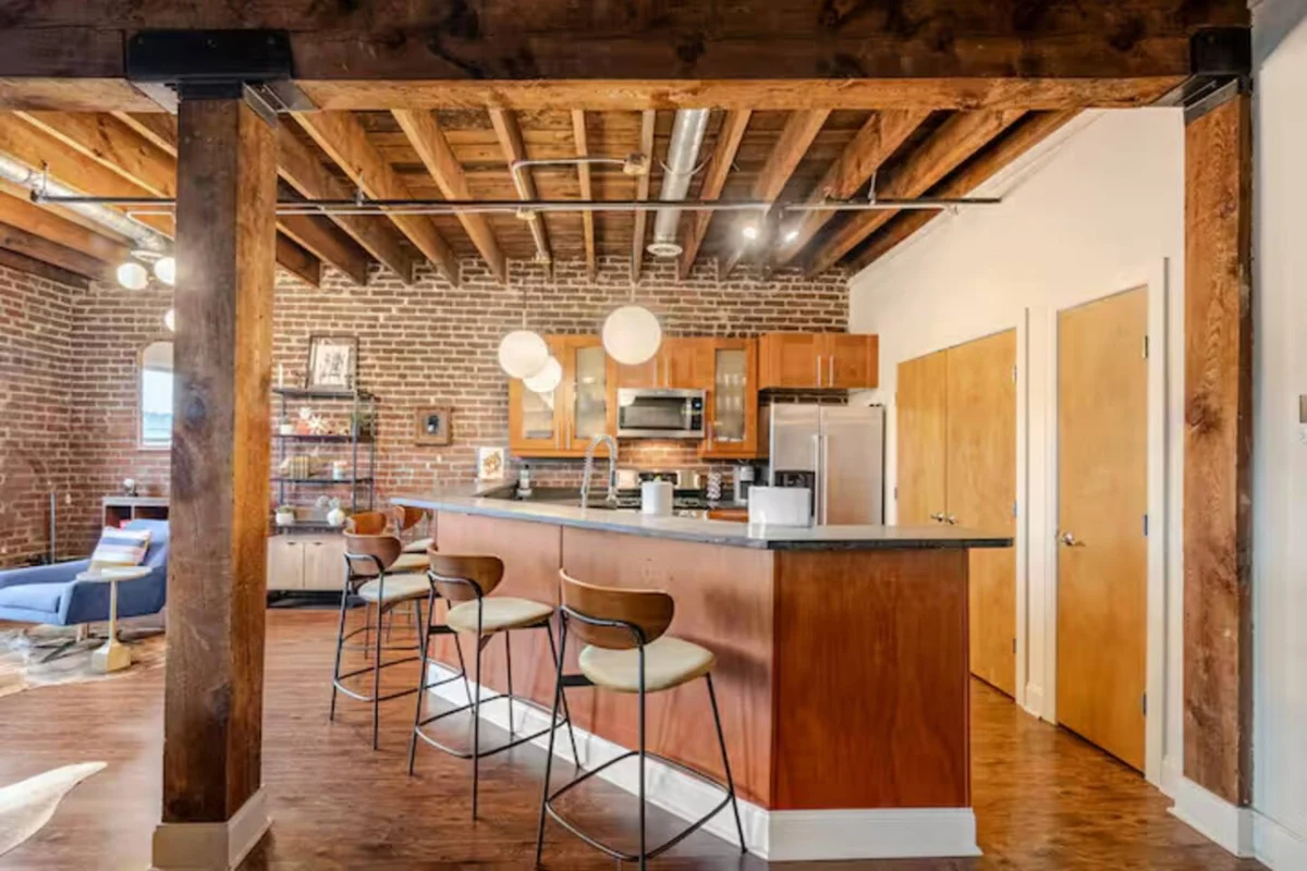 The Loft on Main, Penthouse Loft near Main Street #26