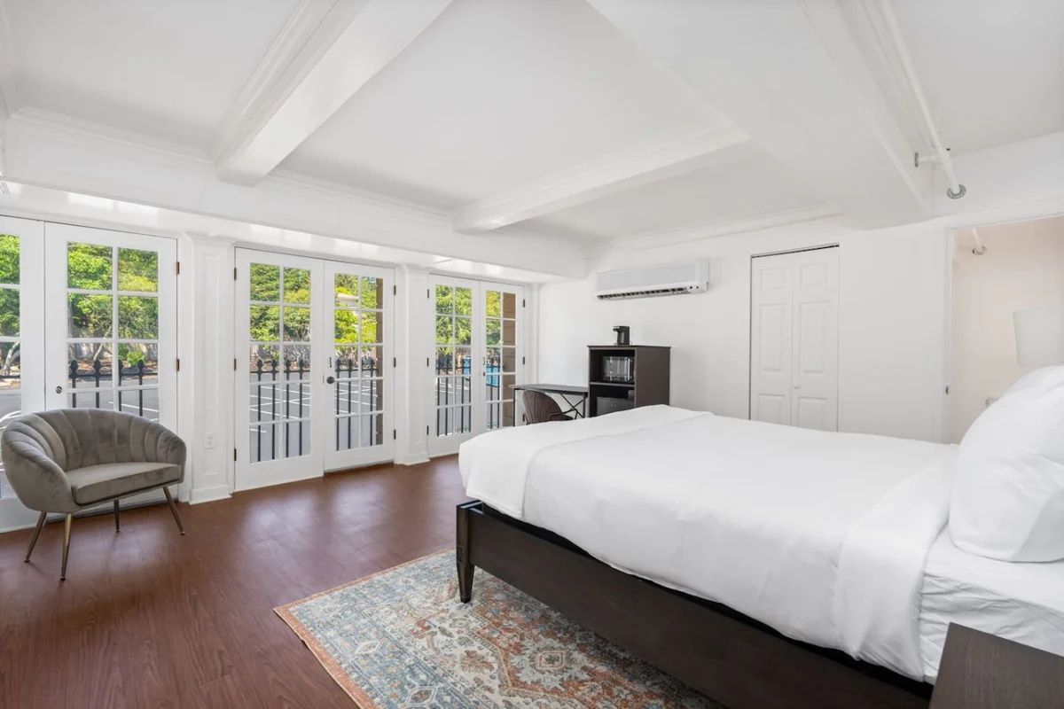 Wine Country Luxury King Room in Boutique Hotel #6