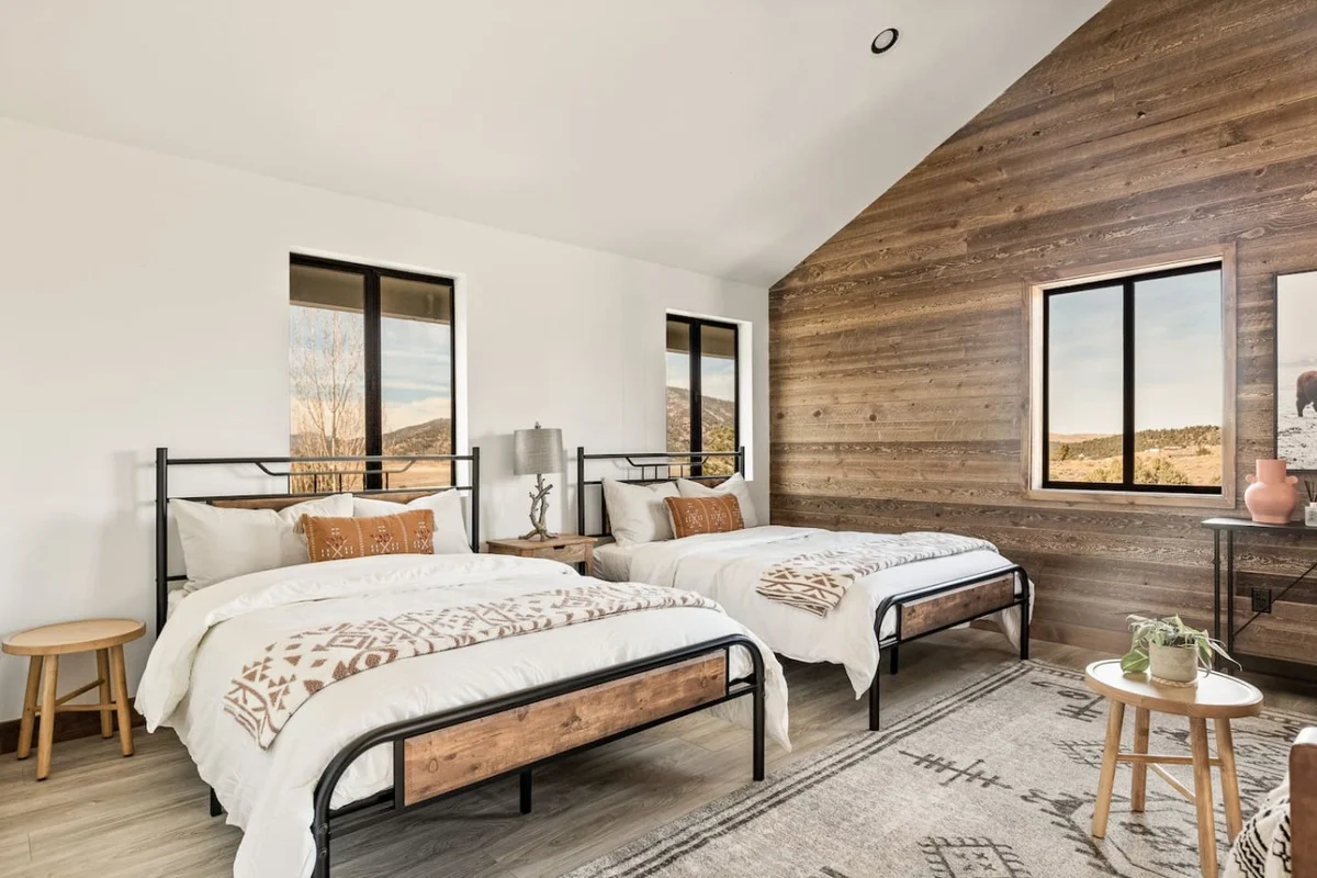 Steel Pine As Seen On TV * Immaculate Views & SPA #338
