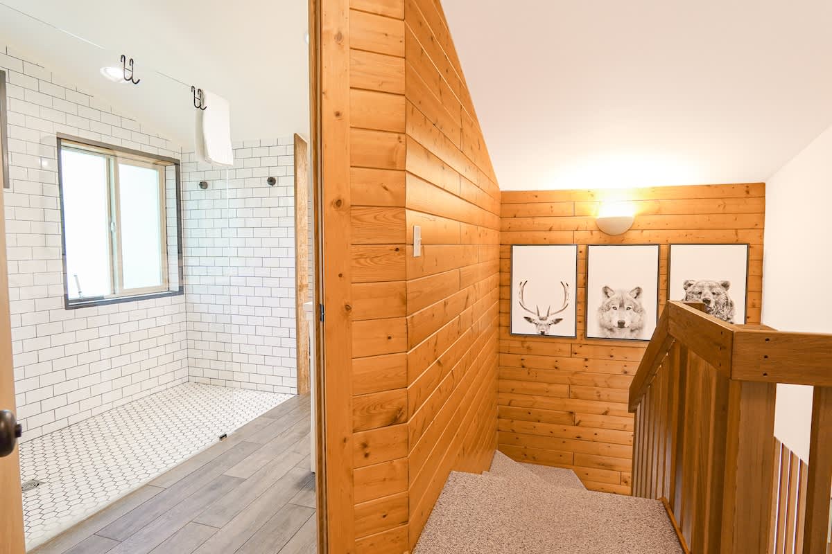 Mt Baker Retreat Hot tub, EV Charger & Bunk RM #7