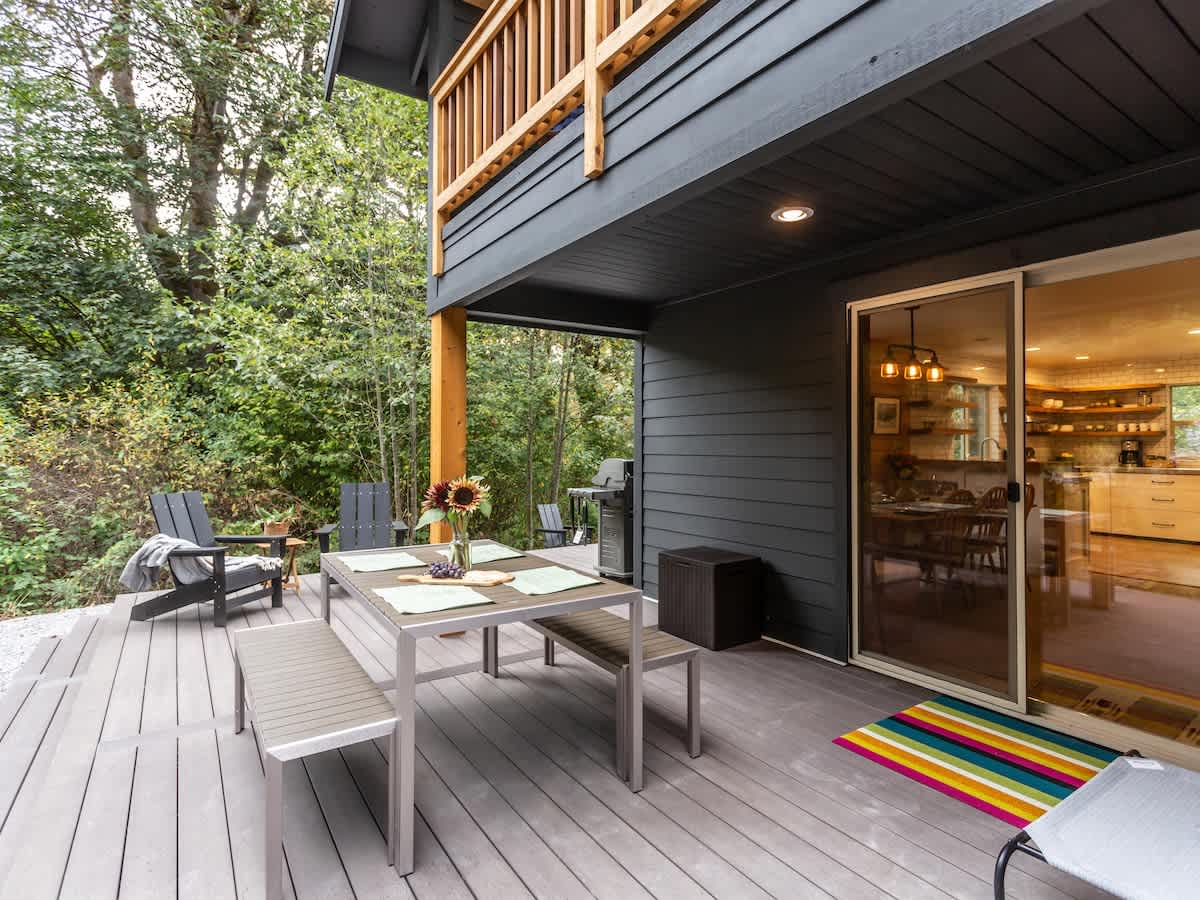 Mt Baker Retreat Hot tub, EV Charger & Bunk RM #15