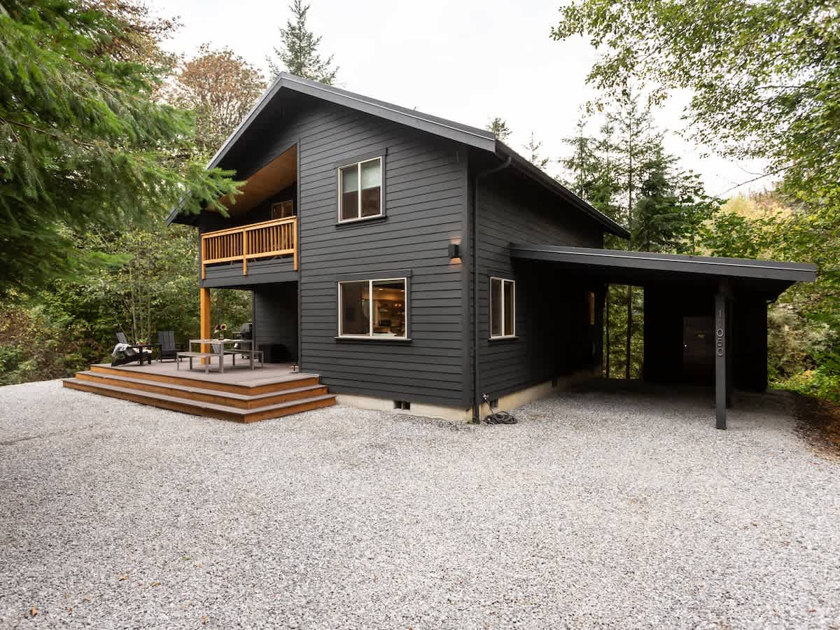 Mt Baker Retreat Hot tub, EV Charger & Bunk RM #42