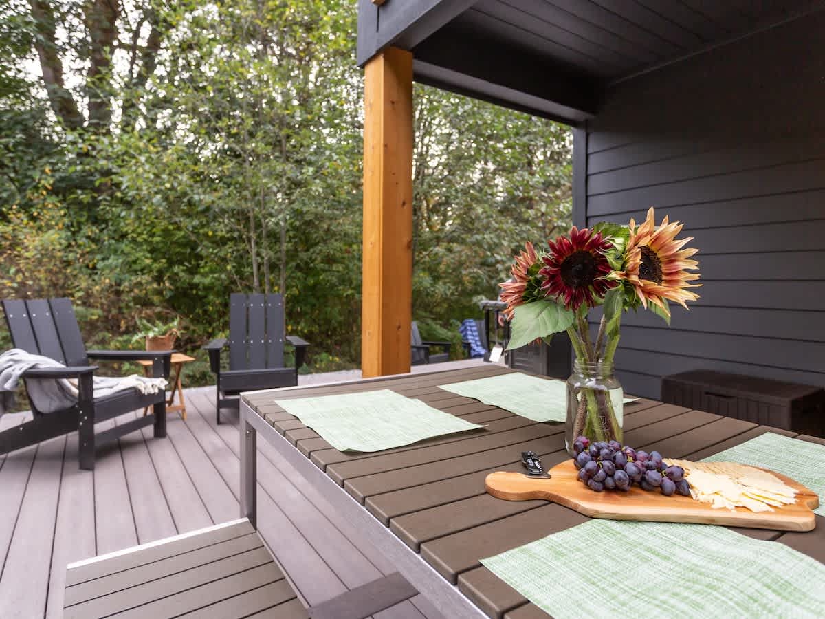 Mt Baker Retreat Hot tub, EV Charger & Bunk RM #38