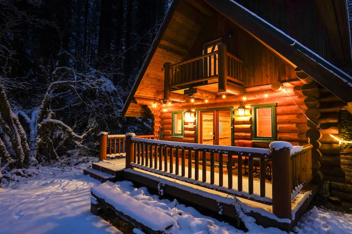 Mt Baker Storybook Cabin Hot Tub & Fireplace #39