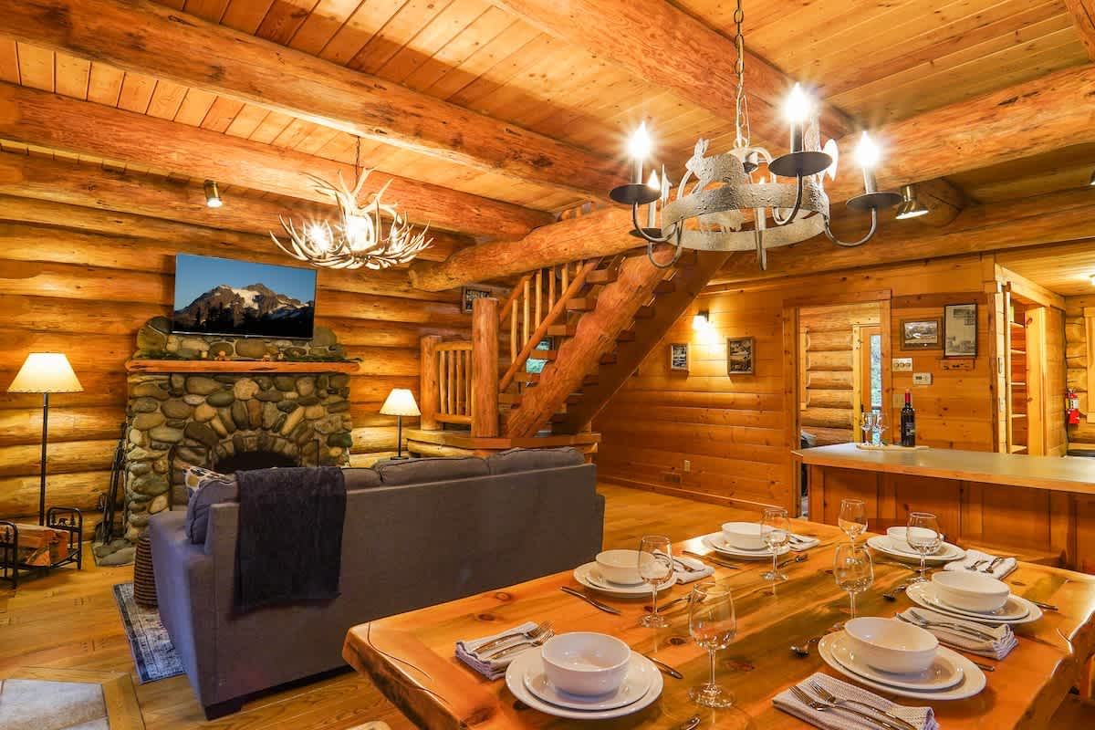 Mt Baker Storybook Cabin Hot Tub & Fireplace #27