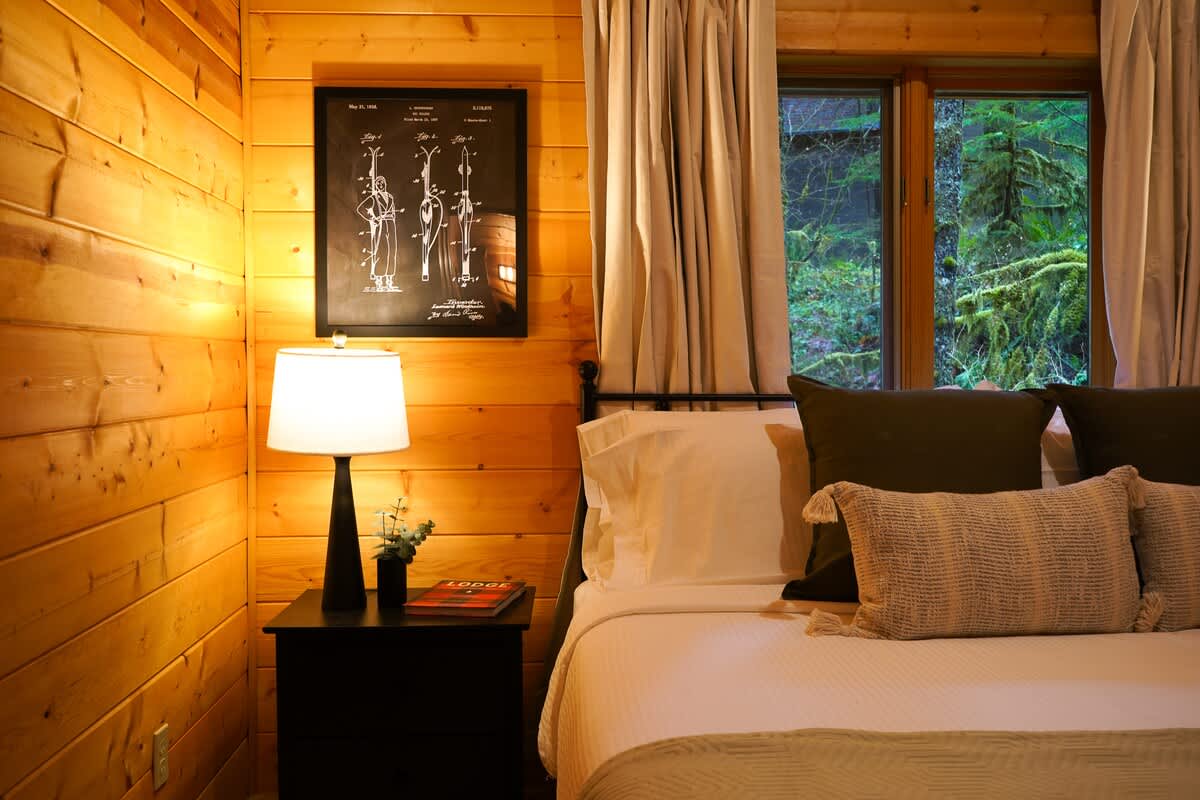 Mt Baker Storybook Cabin Hot Tub & Fireplace #23