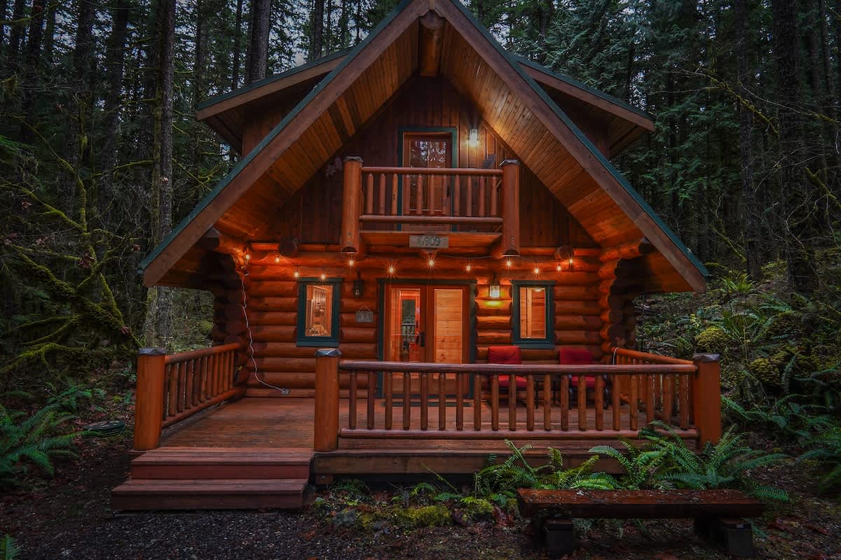 Mt Baker Storybook Cabin Hot Tub & Fireplace #46