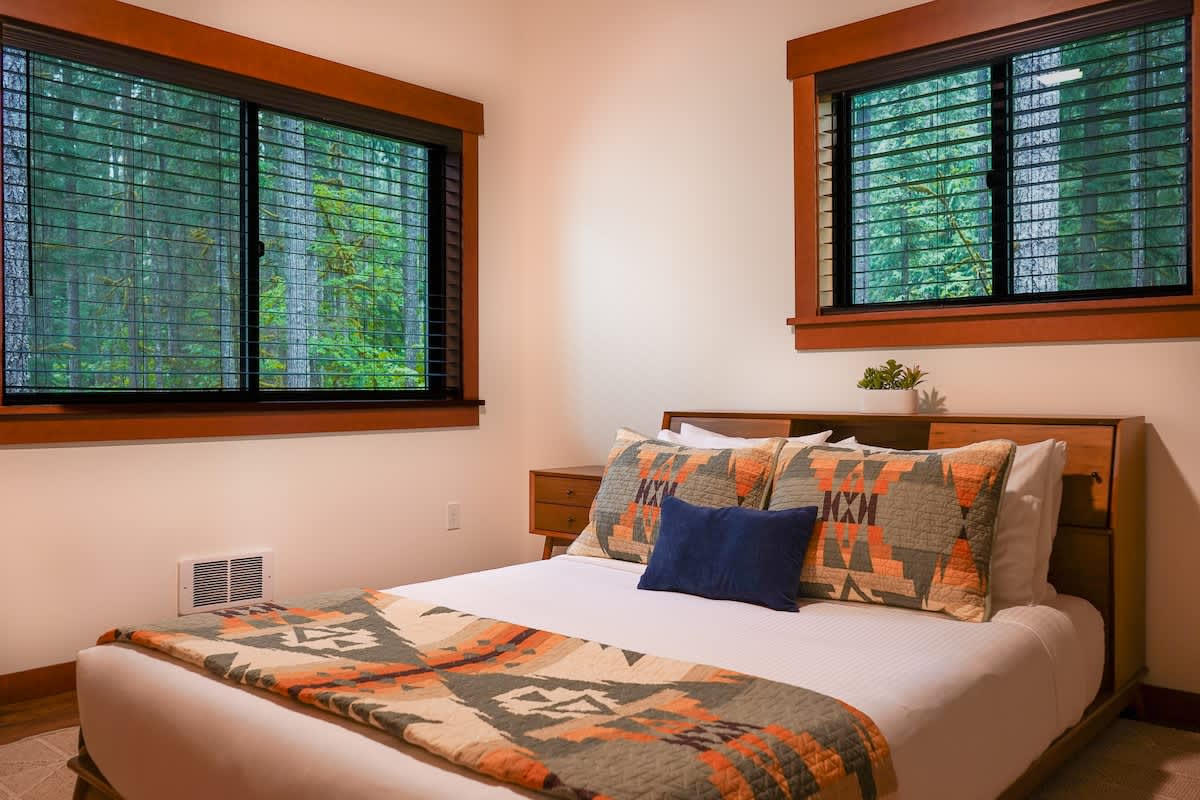 2 BR Modern Luxury Woodland Family Escape Near Mt Baker #25