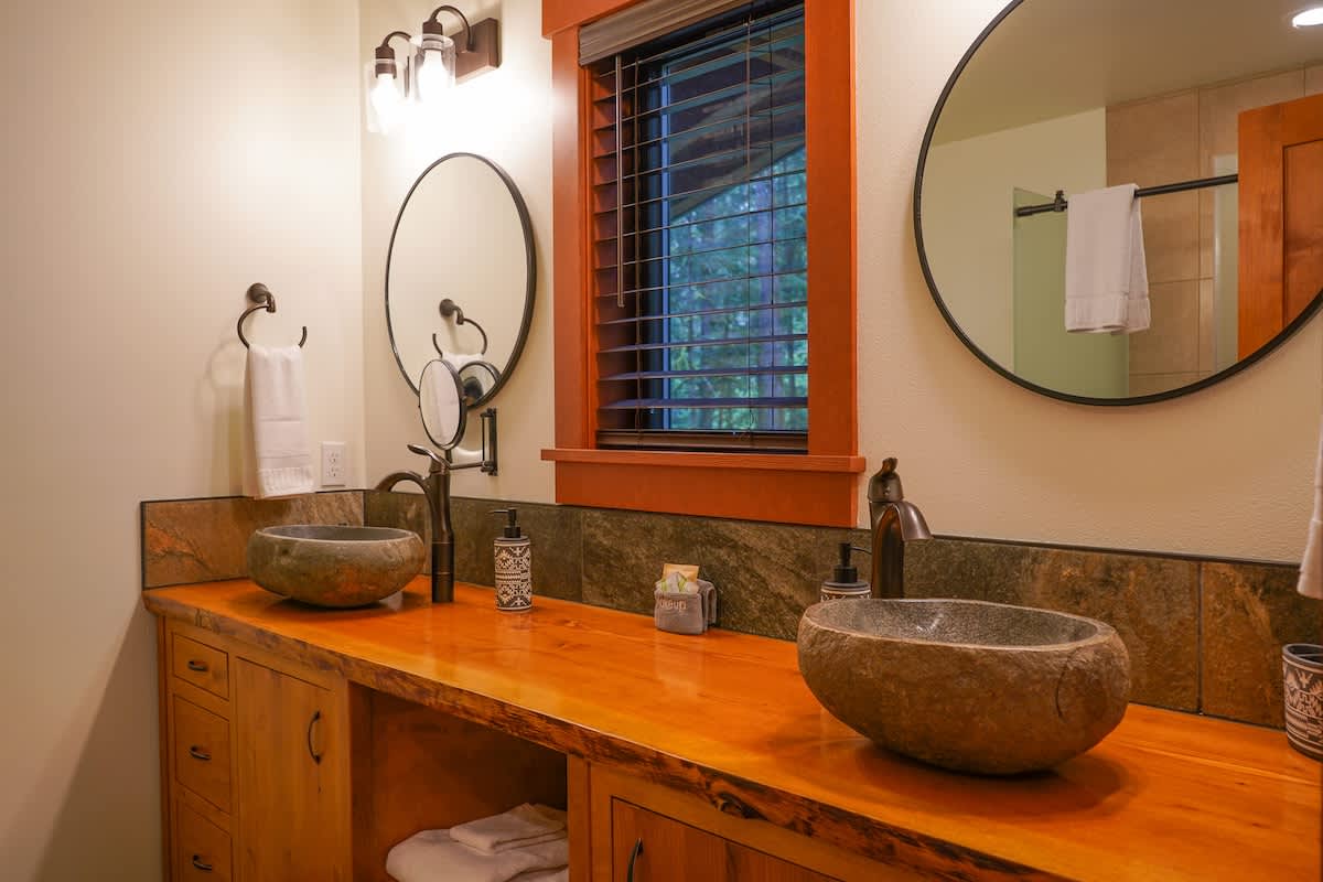 2 BR Modern Luxury Woodland Family Escape Near Mt Baker #34